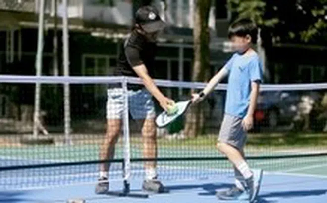 Chơi pickleball theo trào lưu, coi chừng chấn thương nặng