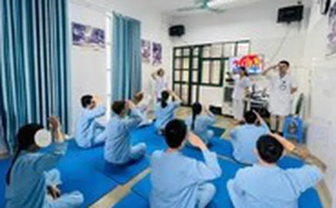 Sử dụng âm nhạc 'chữa lành', hát một bài quen thuộc khi buồn bạn sẽ vui