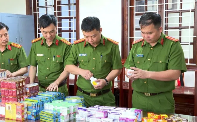 Bộ Y tế đề nghị mở đợt cao điểm chặn thuốc, mỹ phẩm, sữa giả