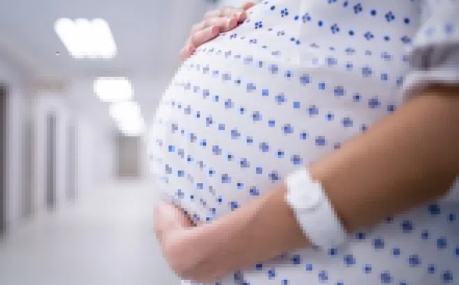 Bà bầu mắc viêm gan B có thể lây bệnh cho em bé?