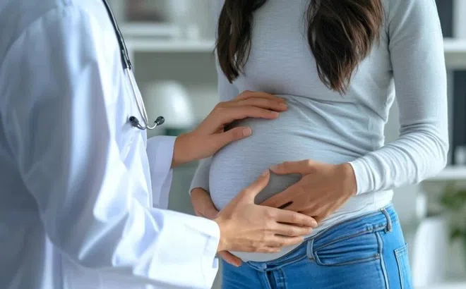 Điều gì xảy ra khi bị thủy đậu lúc mang thai?