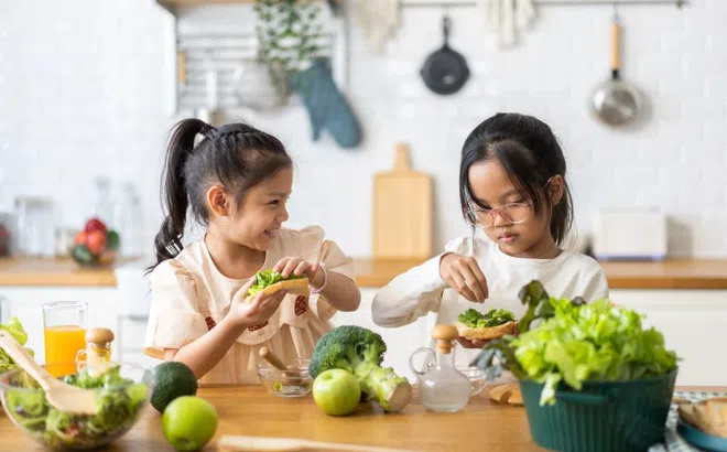 Bí kíp để trẻ bắt kịp và duy trì đà tăng trưởng với bạn cùng trang lứa