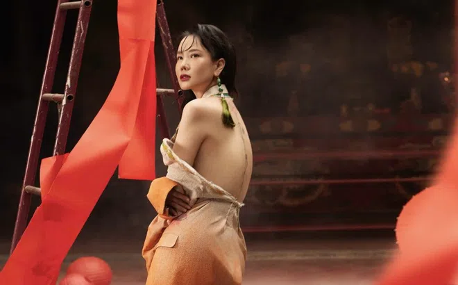 'Biến cố' cột sống của siêu mẫu Dương Yến Ngọc