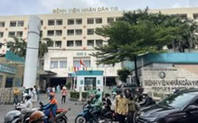 Giám đốc Sở Y tế TP.HCM: 'Quyết tâm không để cò khám bệnh sống quanh bệnh viện'