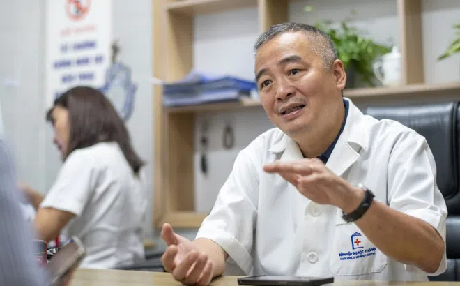 PGS Nguyễn Lân Hiếu đề xuất ý tưởng cấp cứu ngừng tim