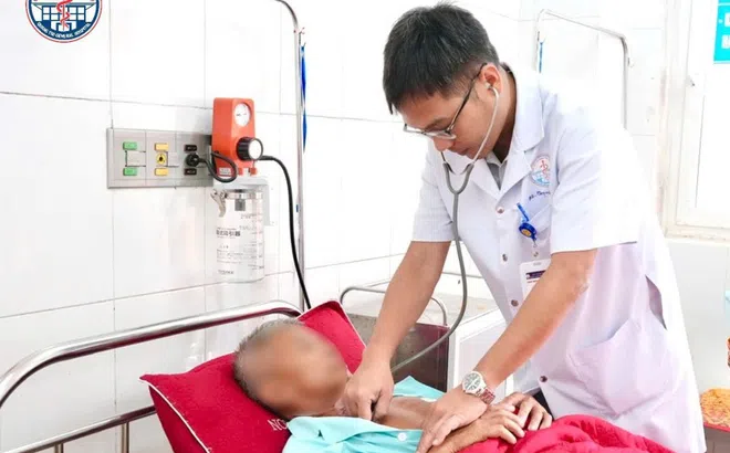 Cứu bệnh nhân có đinh phẫu thuật 'lang thang' vào lồng ngực