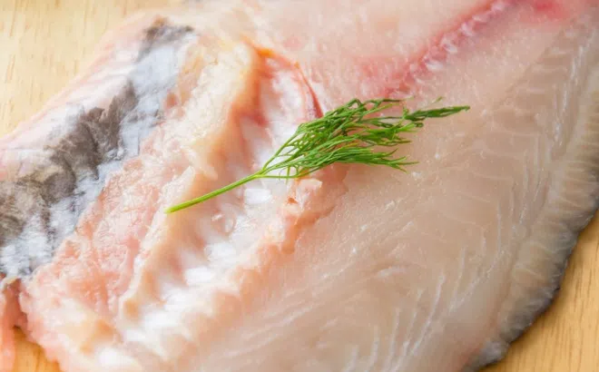 'Thủ phạm' gây ngộ độc ẩn trong món tái sống