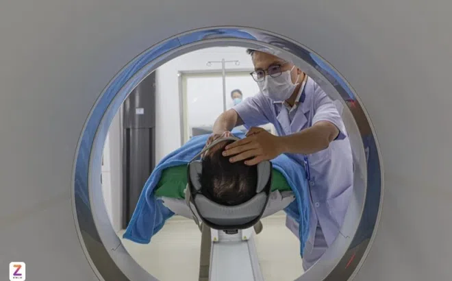 Chụp CT toàn thân tầm soát ung thư, đột quỵ: Bác sĩ cảnh báo