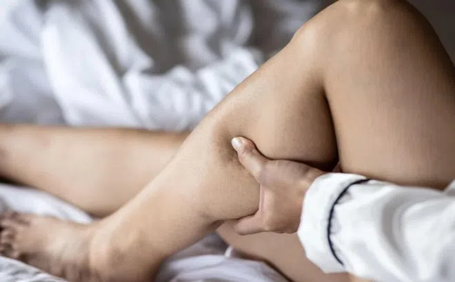 7 dấu hiệu cảnh báo thận yếu dễ thấy vào ban đêm