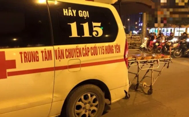 Đưa mẹ hấp hối từ bệnh viện về nhà chỉ 12km, xe cấp cứu thu 2,4 triệu đồng