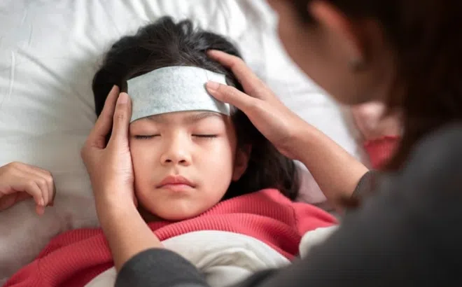 Hiểu lầm về viêm não Nhật Bản có thể khiến trẻ gặp di chứng suốt đời