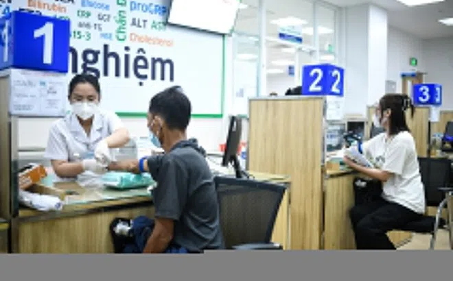 Nên đăng ký bảo hiểm y tế ban đầu ở bệnh viện công hay bệnh viện tư?